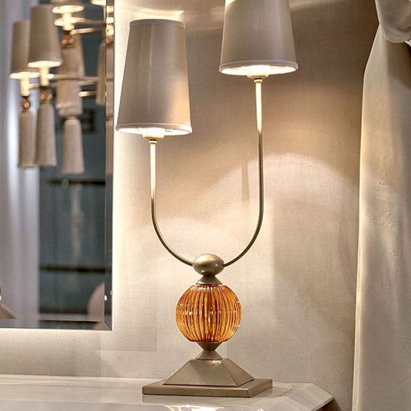 PML02<br>
2-light lamp, gold glaze finish with amber crystal balls complete 
with shades 
35 x 20 x 80 cm