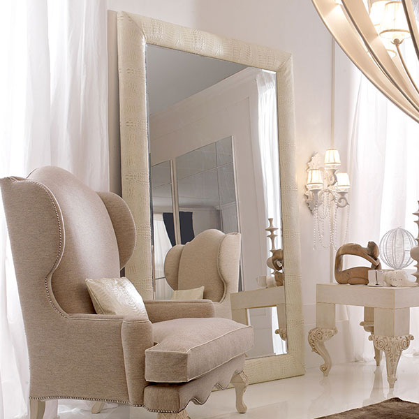 4030L<br>
mirror with smooth frame   
140 x 10 x 230 cm