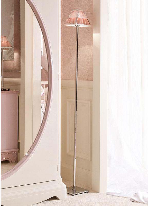 <strong>2035</strong> light floor lamp chrome stand with shade
L. 20 x P. 20 x H. 161 cm