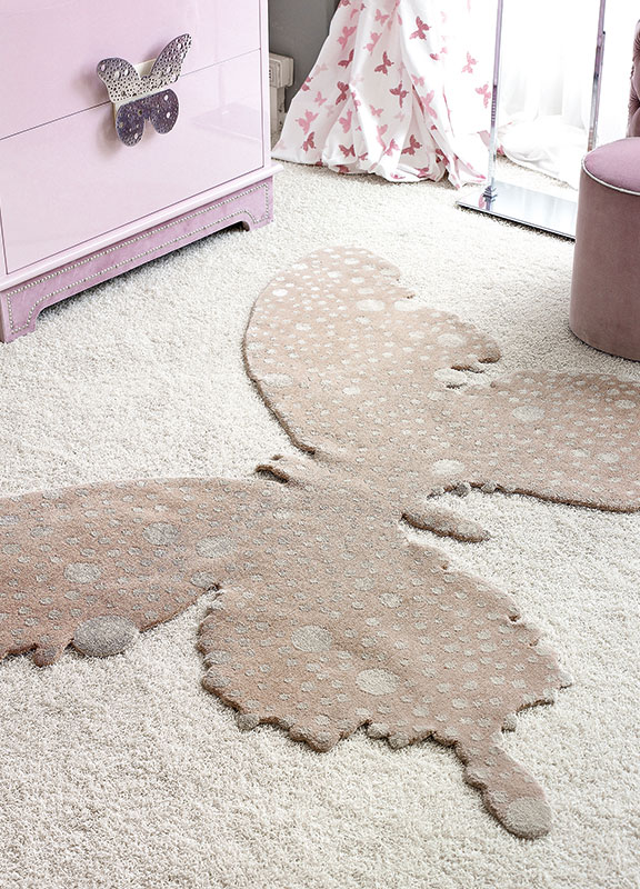 <strong>IL08</strong> butterfly rug
203 x 150 cm