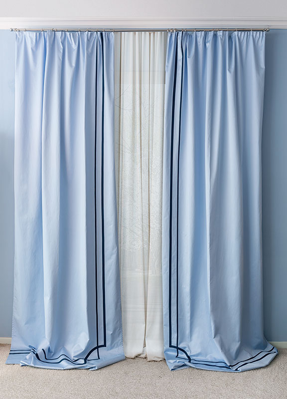 <strong>TL07</strong> impero curtain with pole
L. 140 x h. 270 cm 